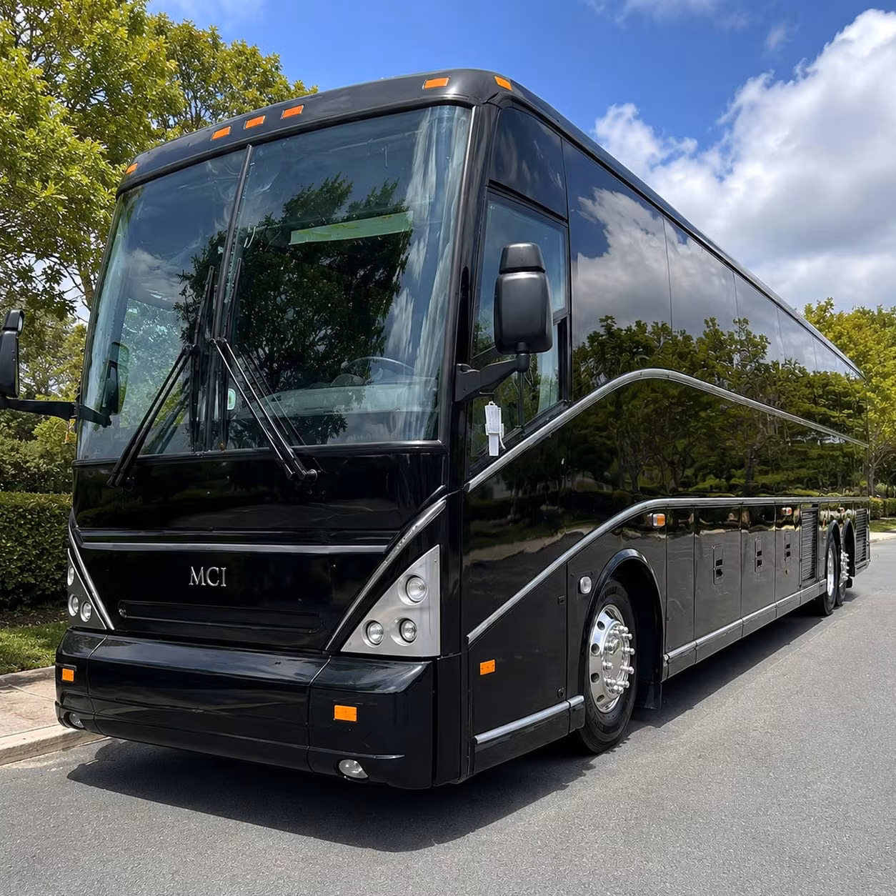 this is how visalia groups get to outdoor amphitheater shows in style